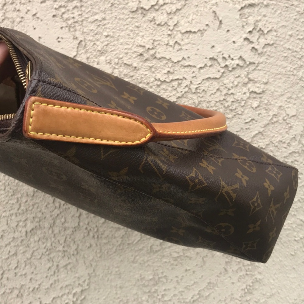 🔥DISCONTINUED🔥LARGE ZIPPER LOUIS VUITTON - Picture 13 of 16